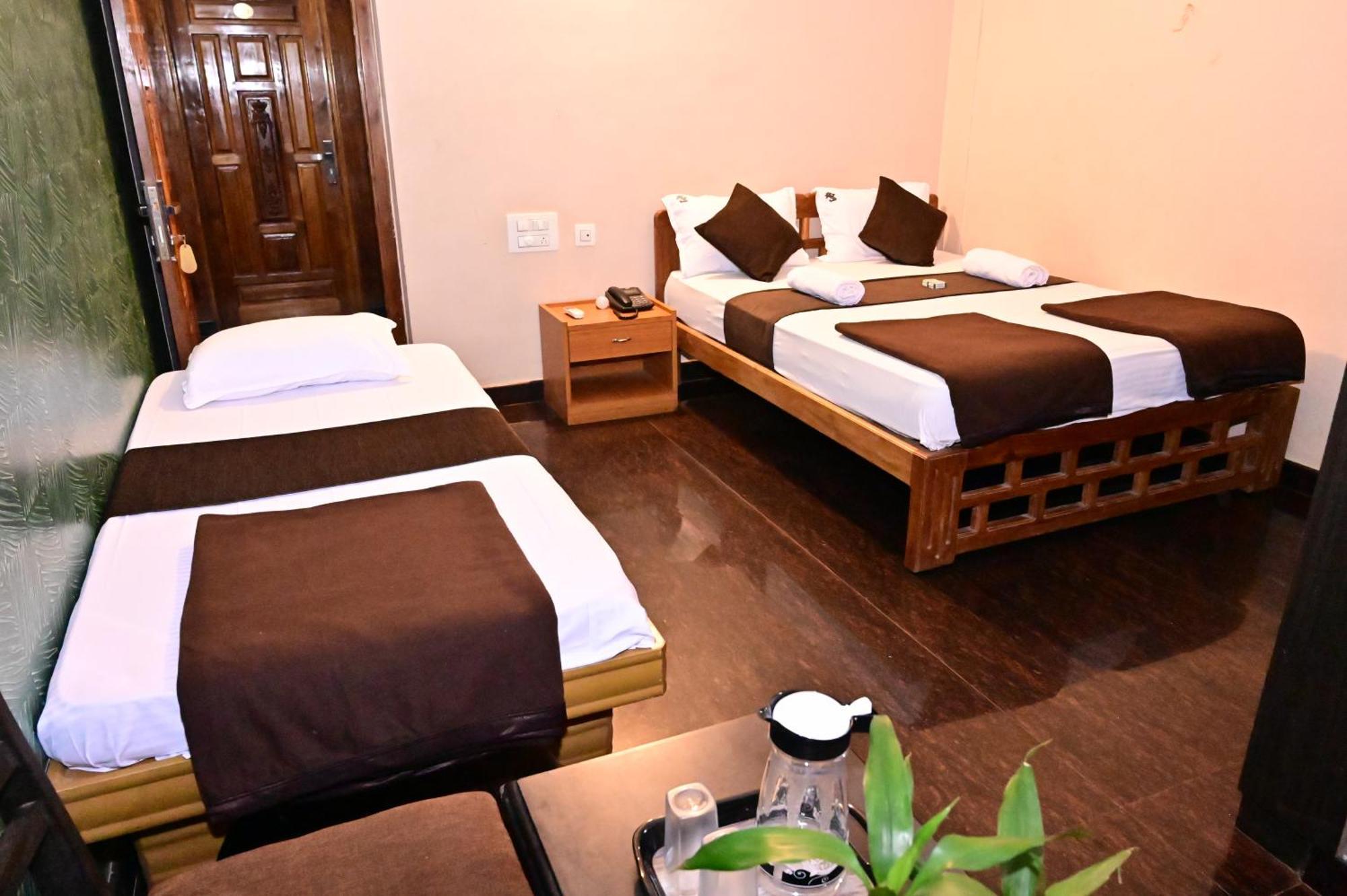 Jaya Paradise Mavalli Luaran gambar